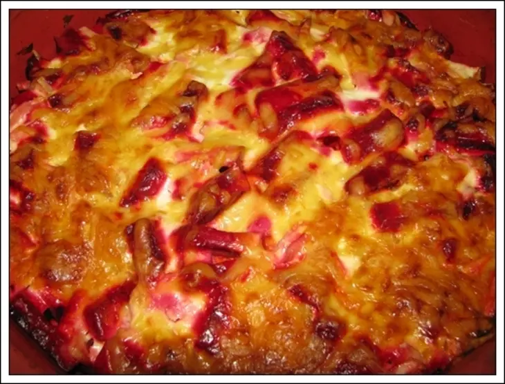 Свёкла ,запечённая с яблоками.: шаг 3