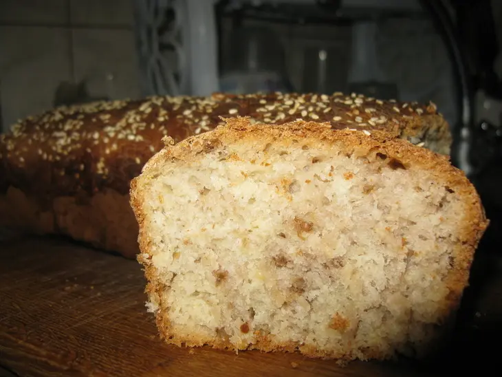 Ароматный медовый хлеб с кунжутом и орехами: шаг 6