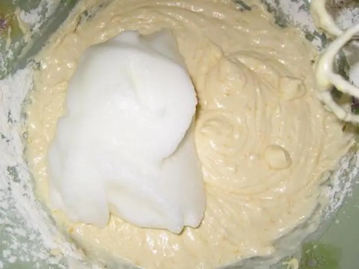 Апельсиновый кекс с шоколадной крошкой: шаг 1