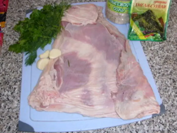 Рулет мясной из бараньей брюшинки: шаг 1