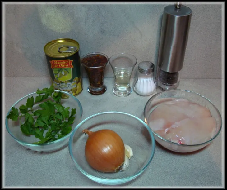 Пирожки empadas с куриным фаршем.: шаг 6