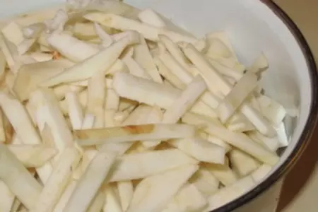 Запеканка из корневого сельдерея с курицей: шаг 3