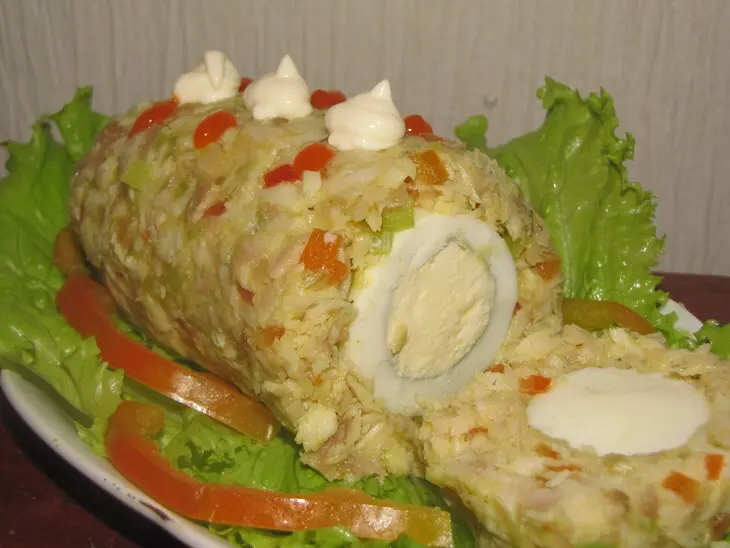 Рыбный рулет с овощами.: шаг 3