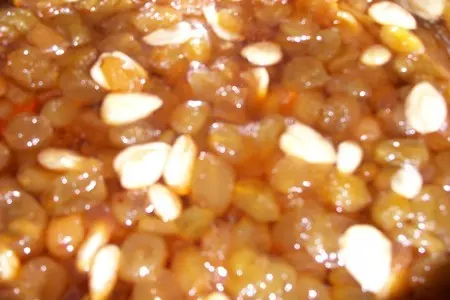 Виноградное варенье с миндалем.: шаг 3