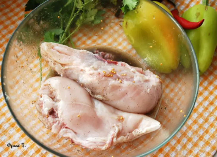 Овощи по-азиатски с курицей: шаг 1