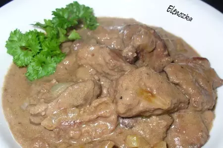 Печень индюшки и курицы в луково-винном соусе: шаг 5