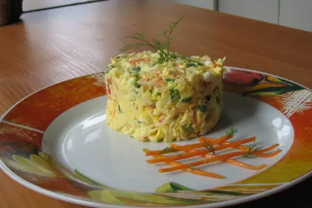 Салат с крабового мяса "мозаика": шаг 7