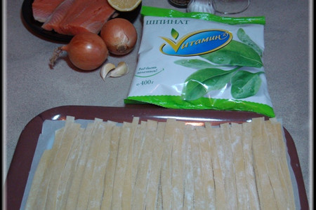 Домашняя паста с горбушей и шпинатом.: шаг 6