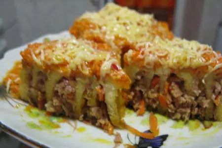 Мясные розочки на кефирно-содовом тесте с интересным соусом: шаг 9