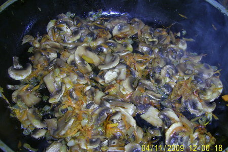 Суп грибной с плавленным сыром: шаг 1