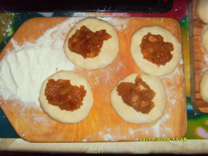 Пирожки с яблоками: шаг 8