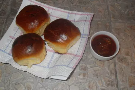 Булочки к чаю и сливовое варенье: шаг 2