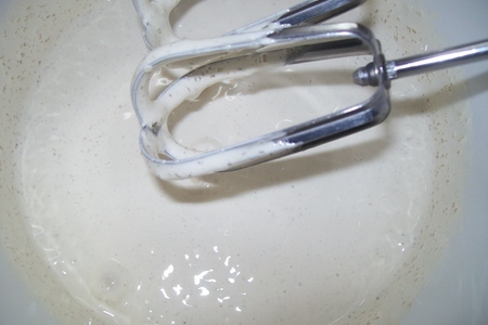 Диетический торт из гречневой муки с творожно-йогуртовым кремом: фото шаг 3