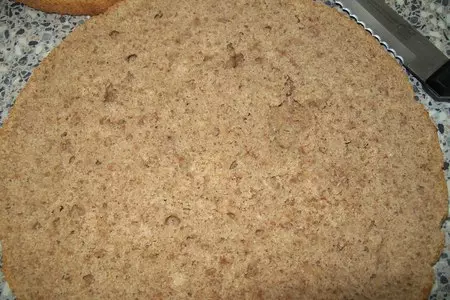 Диетический торт из гречневой муки с творожно-йогуртовым кремом: шаг 9