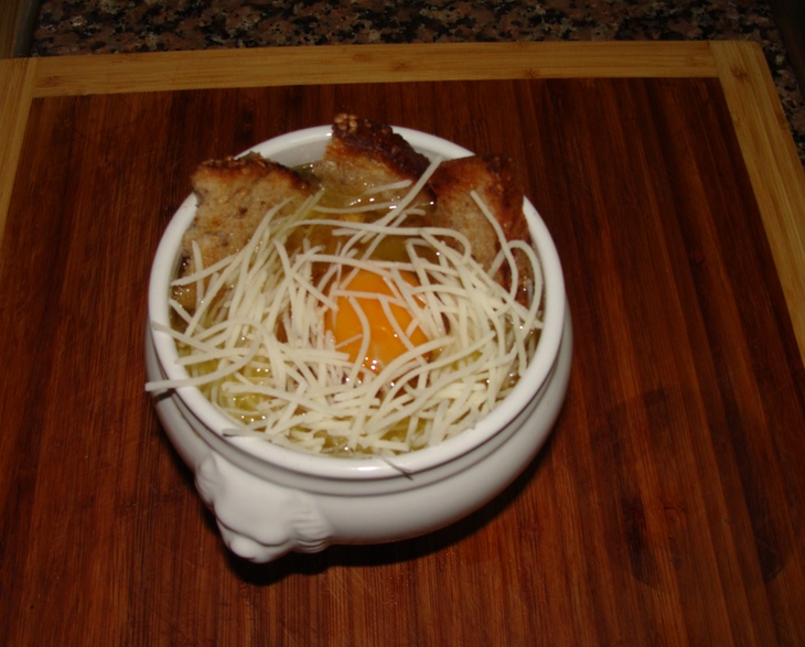 Луковый суп в каталанском стиле: шаг 5