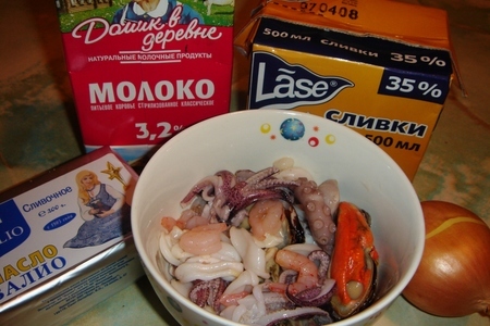 Молочный суп с морепродуктами: шаг 1