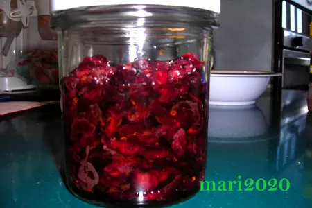 Куринная печенка с орехами и сушенной клюквой: шаг 2