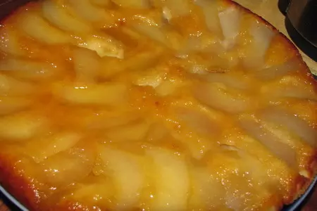 Шарлотка с грушами, перевётыш: шаг 1