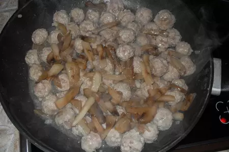 Коттбулар - мясные фрикадельки // köttbular: шаг 4