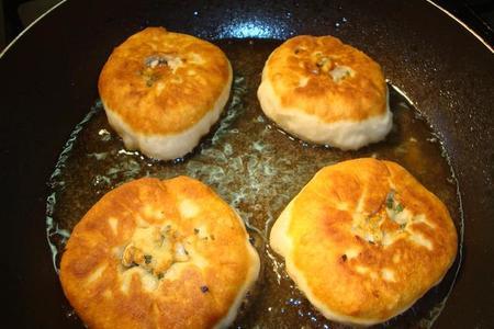 Грибные "беляши" или открытые пирожки с грибами: шаг 5