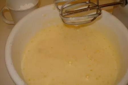 Шоколадный рулет с лимонным кремом: шаг 2