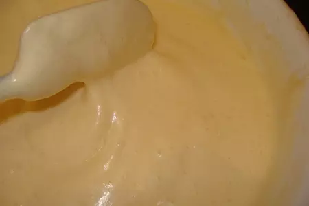 Шоколадный рулет с лимонным кремом: шаг 3