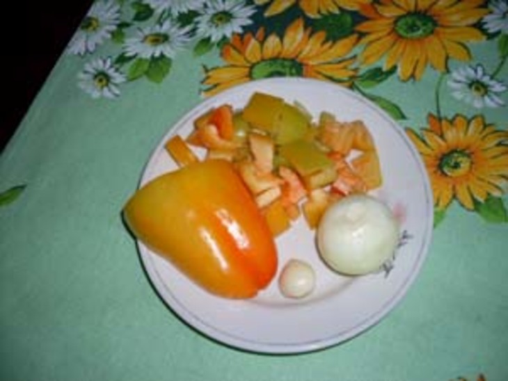 Рыба в овощном соусе.: шаг 2