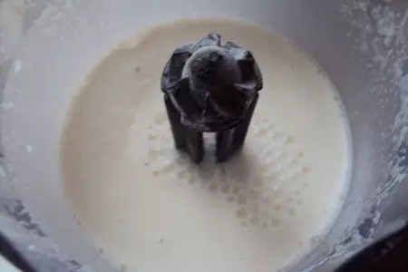 Марокканские  манные блины на дрожжах (crêpes baghrirs): шаг 2
