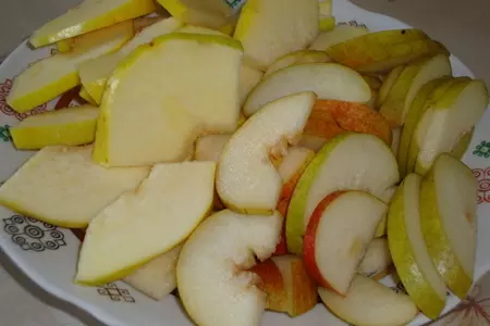 Творожный пирог с айвой и грушей: шаг 4
