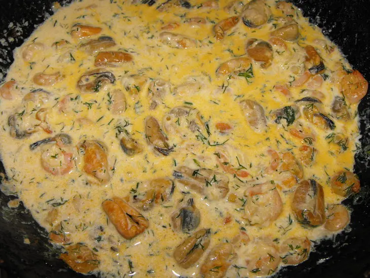 Картофельные стаканчики с морепродуктами: шаг 6