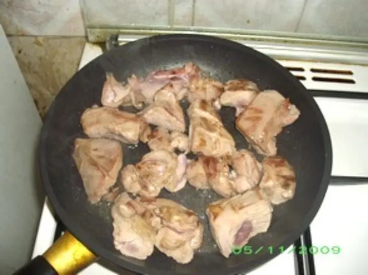Индейка в картофельном соусе: шаг 3