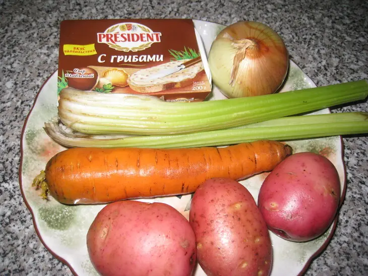 Сырный суп: шаг 1