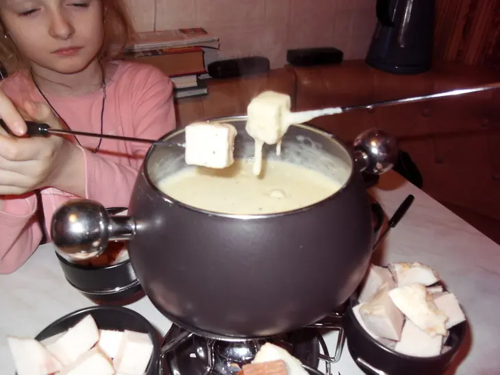 Классическое сырное фондю: шаг 9