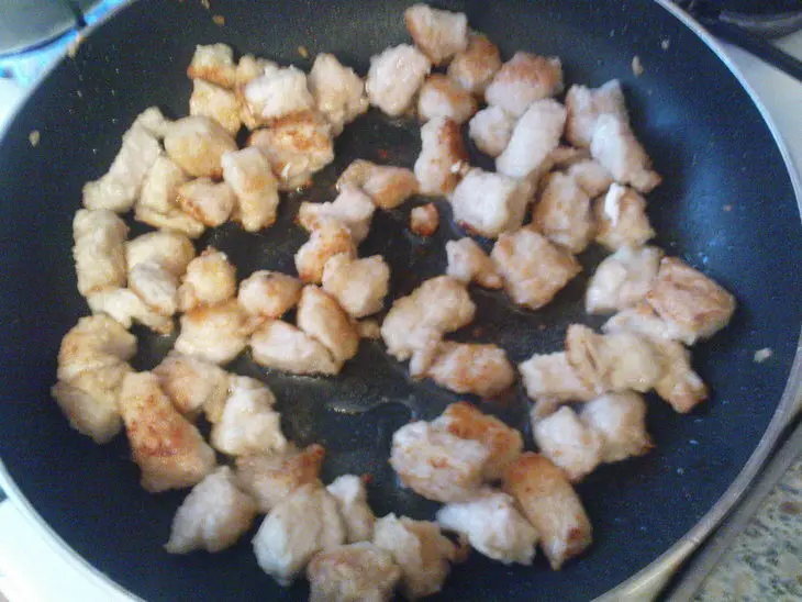 Салат *золотая курица*: шаг 4
