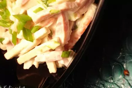 Салат с кальмарами и ветчиной: шаг 4