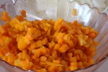 Рулет с мясом  и тыквой из слоеного теста: шаг 1