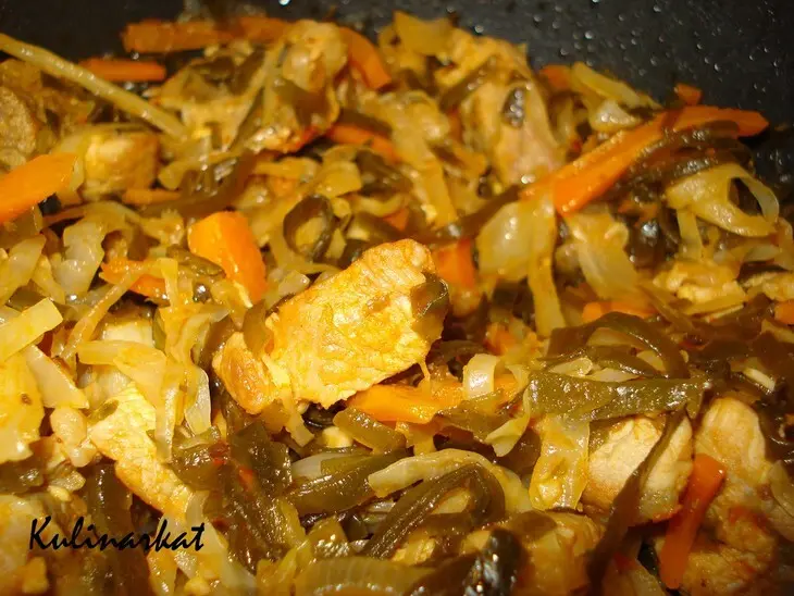 Свинина с морской капустой: шаг 4
