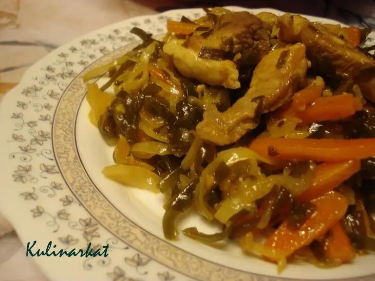 Свинина с морской капустой: шаг 8