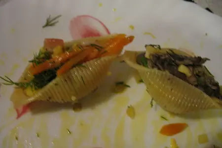 Мясной рулет с фаршированными ракушками conchiglie: шаг 3