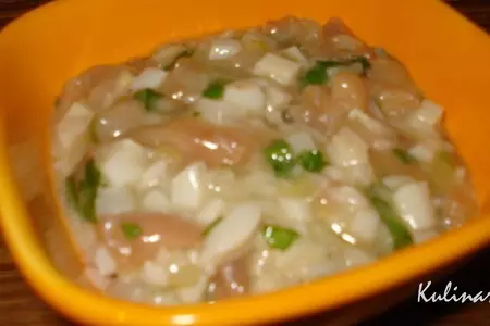 Котлетки и рулетики рыбные с кальмаром: шаг 1