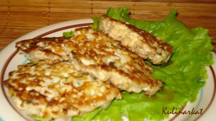 Котлетки и рулетики рыбные с кальмаром: шаг 2