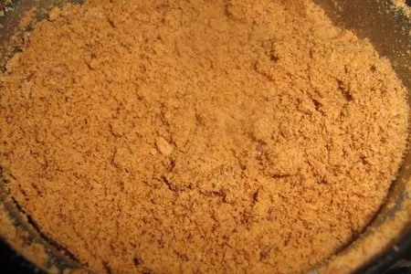 Пирог с миндальным безе и грушами: шаг 5