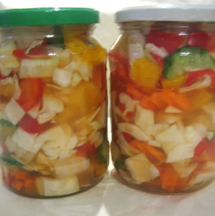 Рыбка с рисом из духовки с маринованными овощами по-быстрому: шаг 2