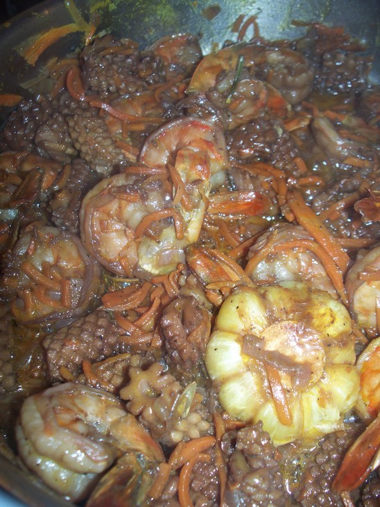 Пикантный соус с креветками и кальмарам: шаг 5