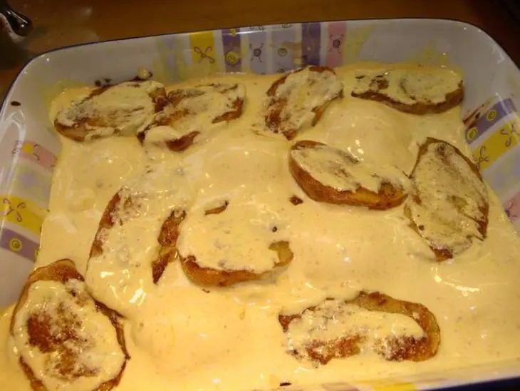Картофель и яйца, запеченные под соусом карри: шаг 3