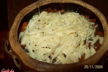 Мясо в горшочках с овощами: шаг 6