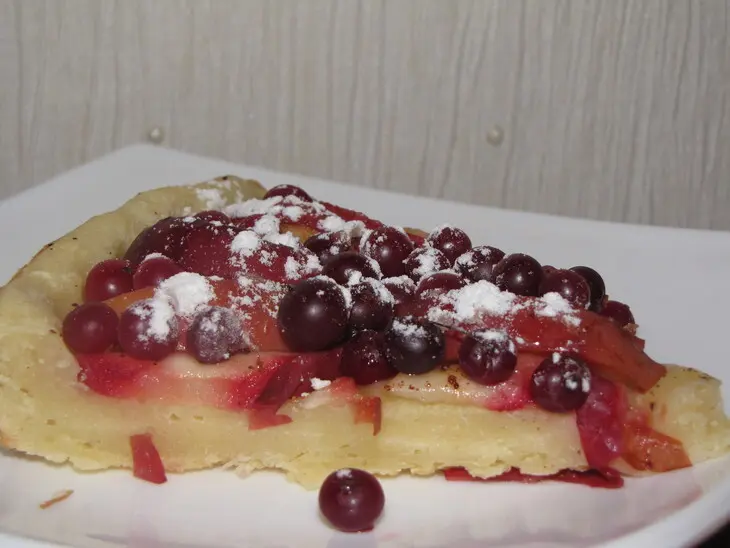 Пирог с яблоками и клюквой: шаг 6