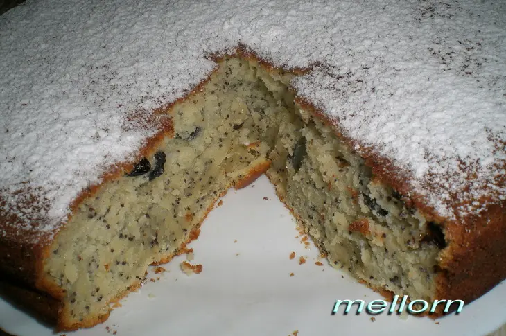 Сдобный пирог с изюмом и маком: шаг 6