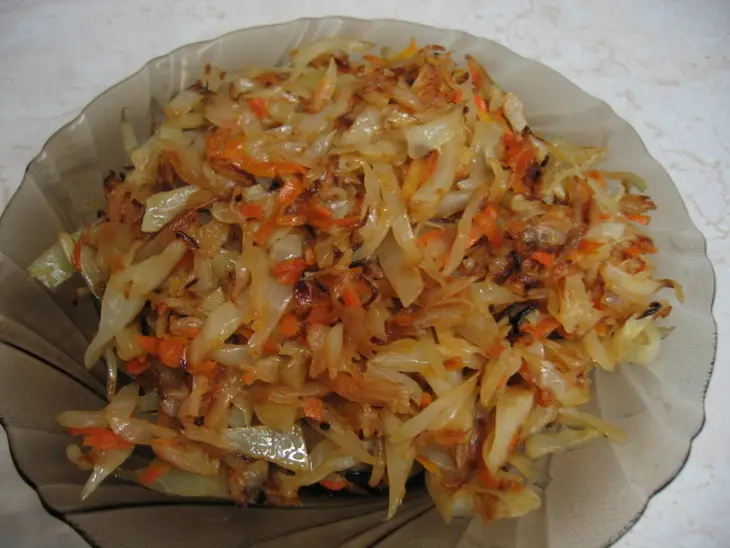 Пирожки постные с капустой: шаг 6