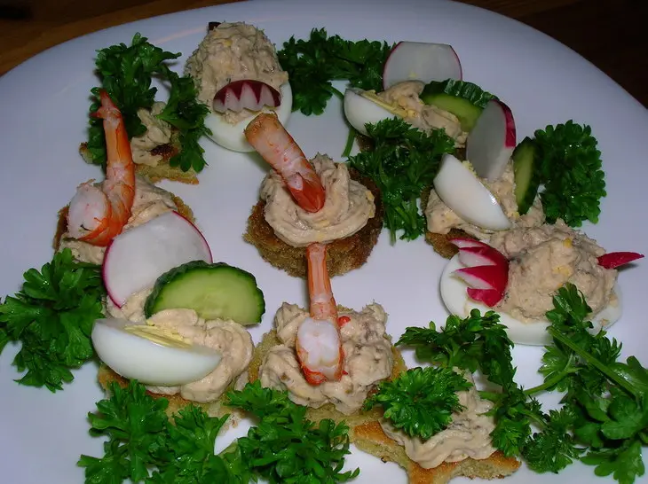 Канапе закусочные  (  ): шаг 3